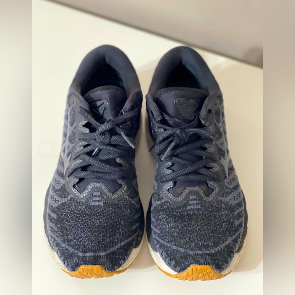 Mizuno Wave Sky 4 Women’s Running Shoes - Size 8W